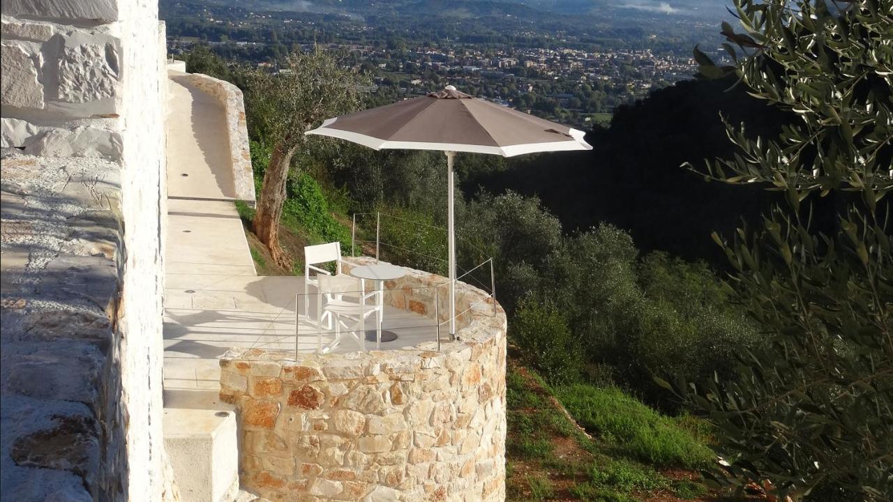 לוקה Villetta Farfallina "The Unique Property In The World With An Openable Roof" מראה חיצוני תמונה
