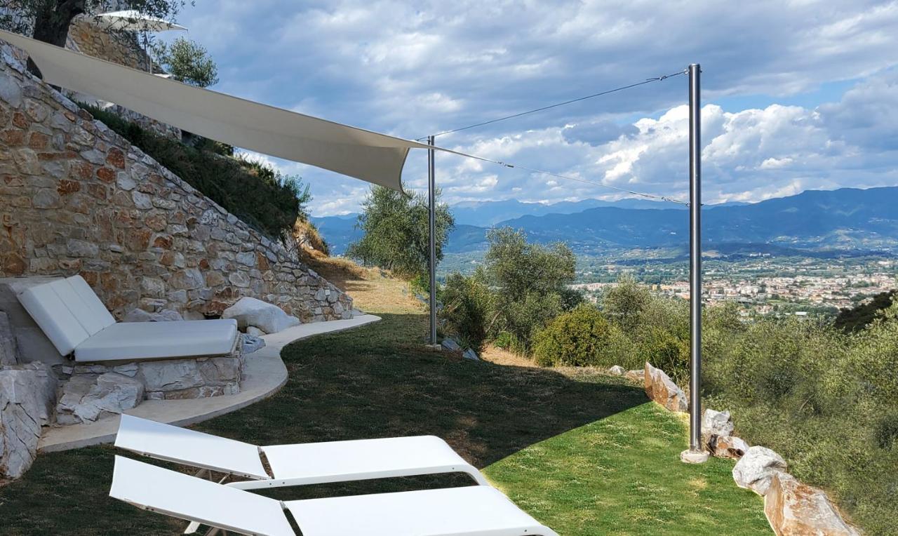 לוקה Villetta Farfallina "The Unique Property In The World With An Openable Roof" מראה חיצוני תמונה