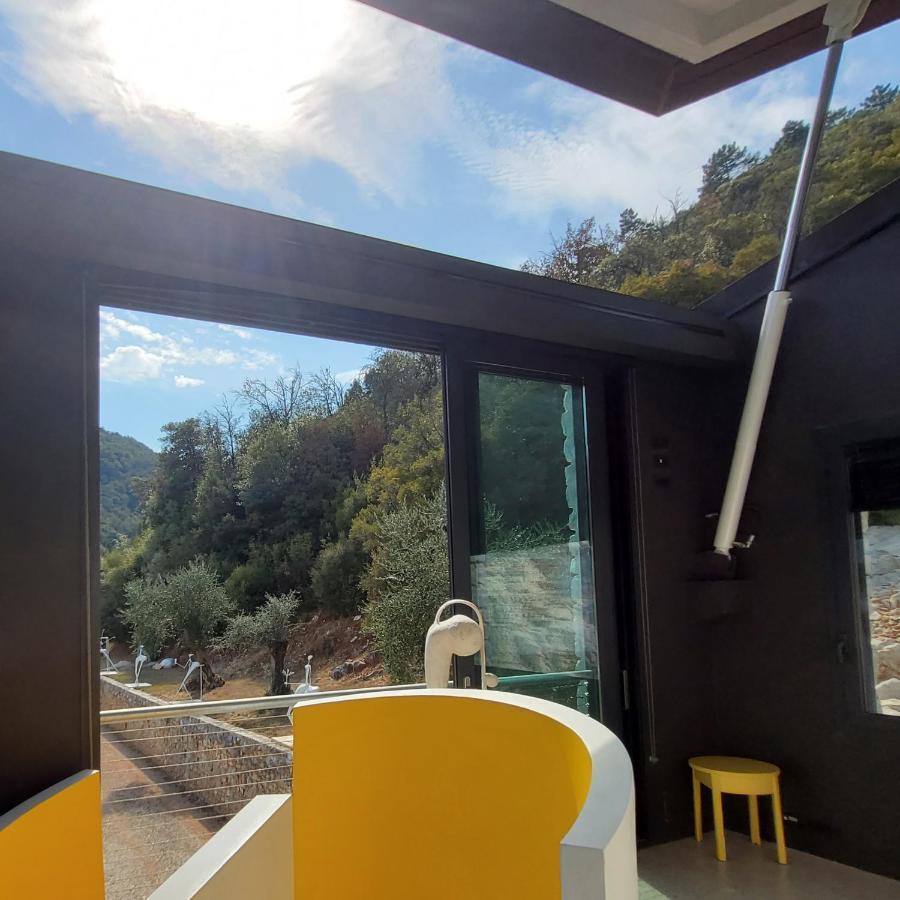 לוקה Villetta Farfallina "The Unique Property In The World With An Openable Roof" מראה חיצוני תמונה