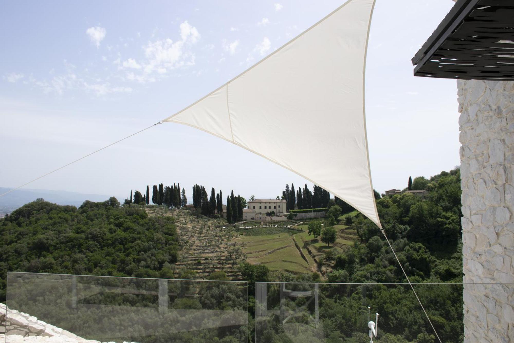 לוקה Villetta Farfallina "The Unique Property In The World With An Openable Roof" מראה חיצוני תמונה