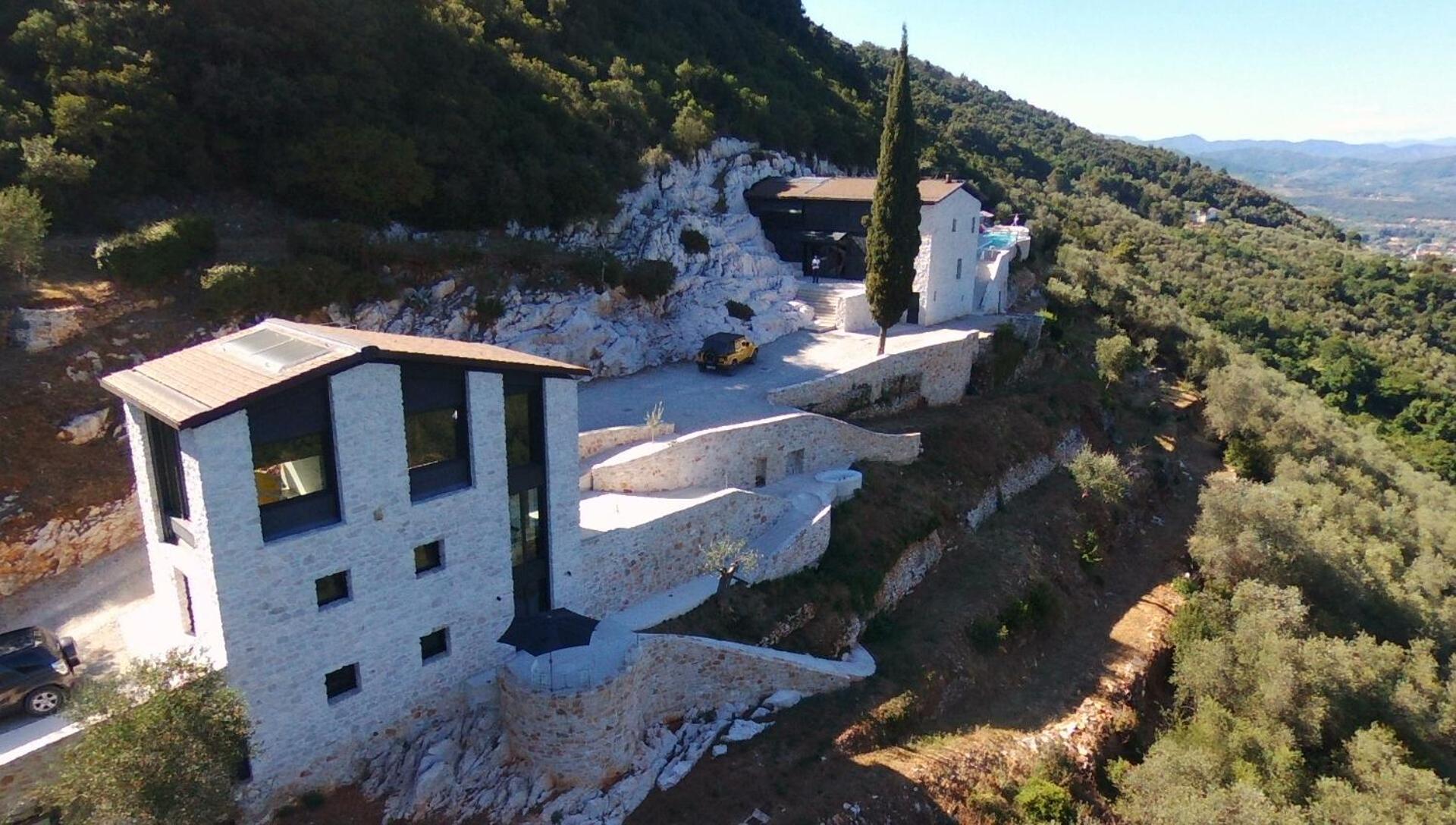 לוקה Villetta Farfallina "The Unique Property In The World With An Openable Roof" מראה חיצוני תמונה